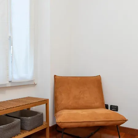 I-host - Ripa Navigli ميلان